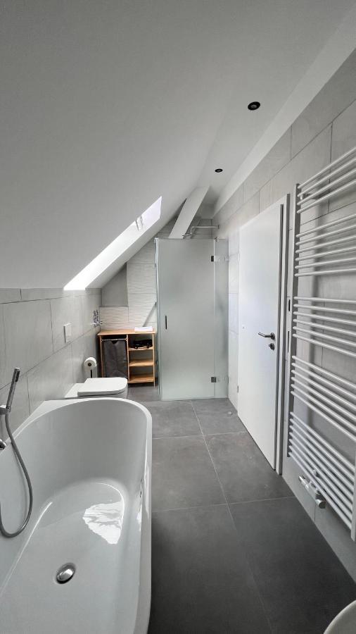 New Nomads Ferienwohnung Am See Zossen Εξωτερικό φωτογραφία